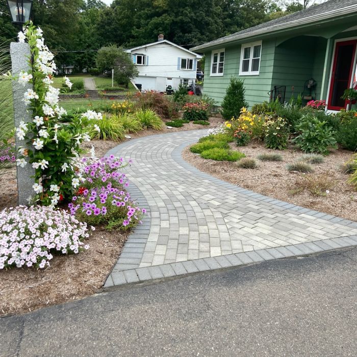 interlocking pavers 10